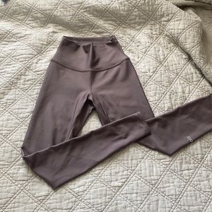 Ali Yoga purple/ Gray Leggings